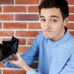 9 erros mais comuns ao lidar com dinheiro: saiba como evitá-los