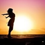 O papel da mentalidade positiva para atingir a liberdade financeira